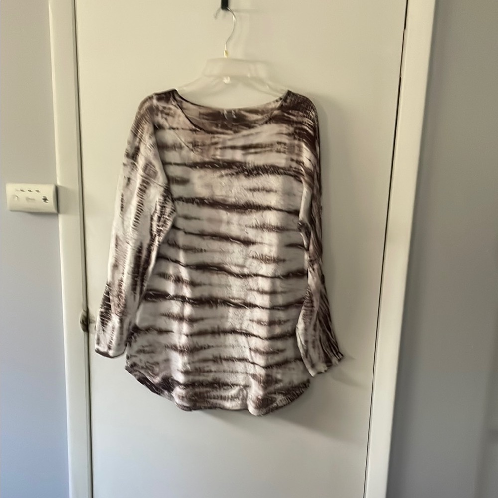 XCVI Brown and Gray Relaxed 3/4 Sleeve Blouse